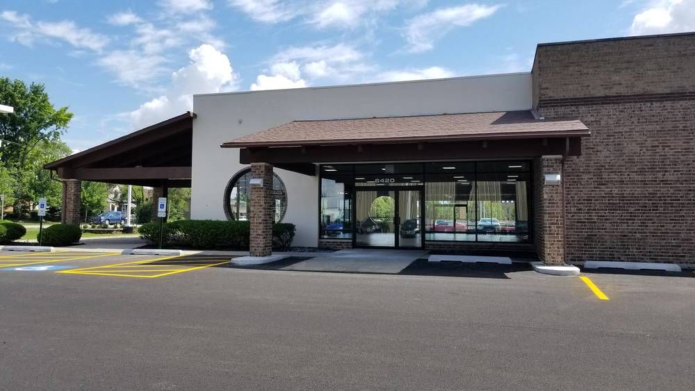 Auto Dealer / Service Facility: 6420 Joliet Rd, Countryside, IL 60525